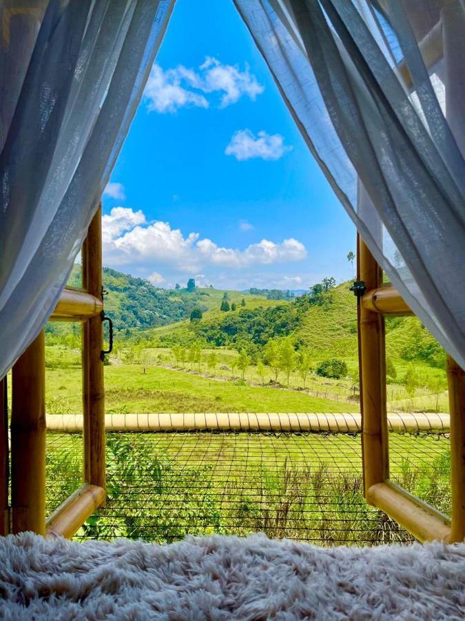 Glamping La Herradura サンタ・ロサ・デ・カバル エクステリア 写真